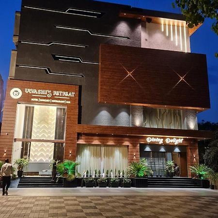 Hotel Urvashi Retreat By Bookingcare Katni Екстер'єр фото