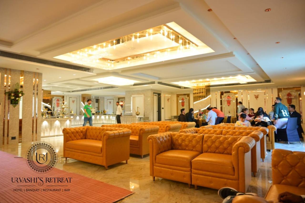 Hotel Urvashi Retreat By Bookingcare Katni Екстер'єр фото